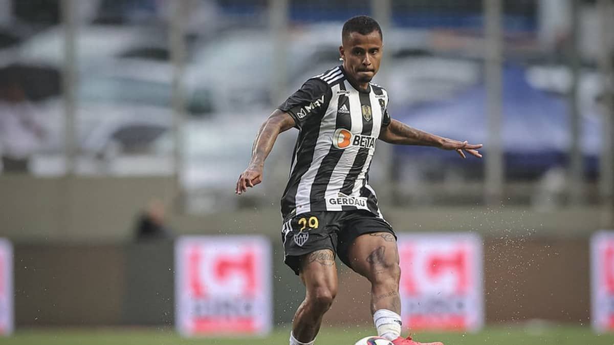 Allan destaca títulos conquistados em três anos de Atlético: 'já passei de tudo aqui'