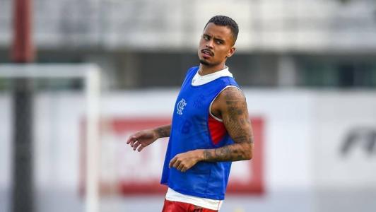Allan já está treinando com o grupo do Flamengo após recuperação