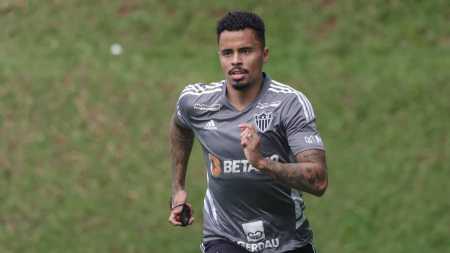 Allan se recupera de fratura na coluna e deve voltar a ser opção em breve