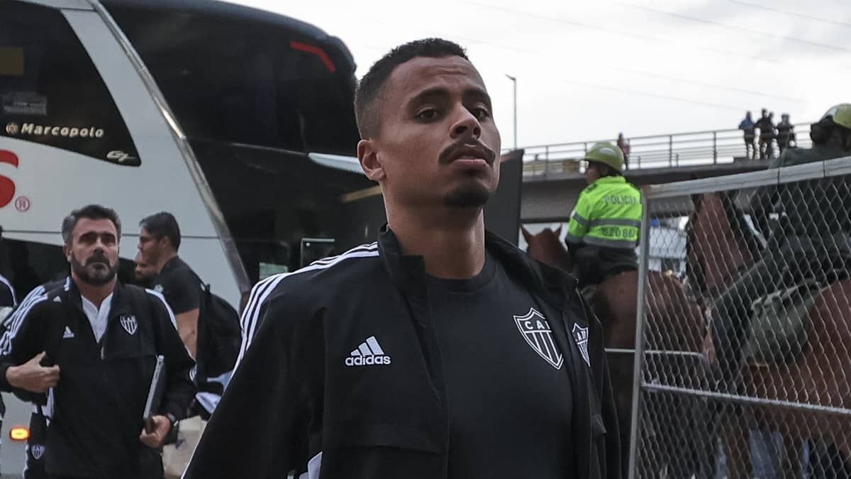 Atlético: a caminho do Flamengo, Allan tem data para viajar ao Rio de Janeiro