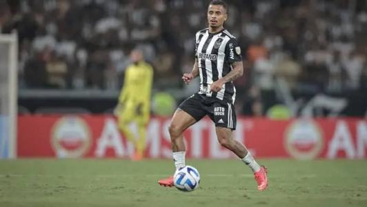 Allan teria sido oferecido aos Palmeiras pelos próprios empresários