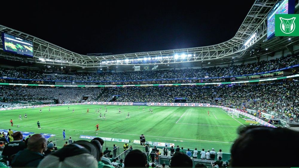 Palmeiras avança em troca do gramado sintético do Allianz Parque