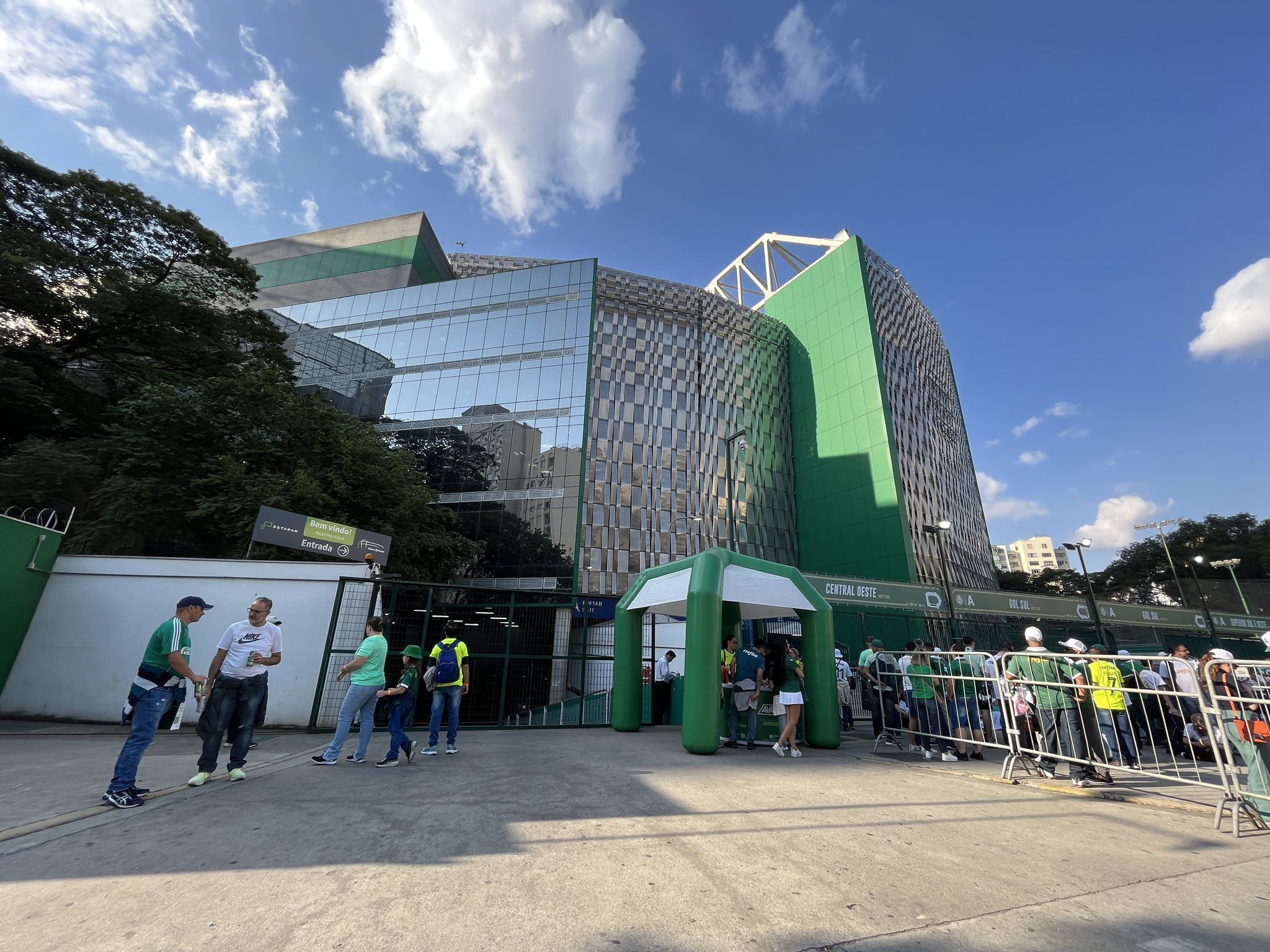Palmeiras ultrapassa meio bilhão de receita no primeiro semestre; veja números