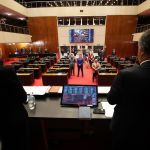 Deputados do PL e do PT discutem por causa de livro usado em escola de Minas