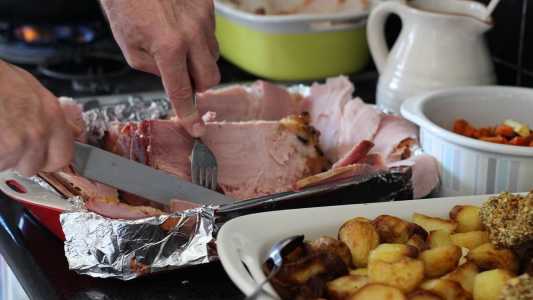 Almoço em homenagem a São Francisco de Paula pode ter causado intoxicação alimentar
