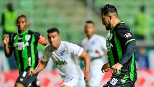 Aloísio durante partida entre América e Millonarios