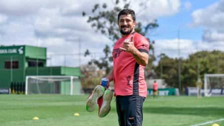 Aloísio voltou a campo após duas semanas e segue recuperação para ser relacionado novamente