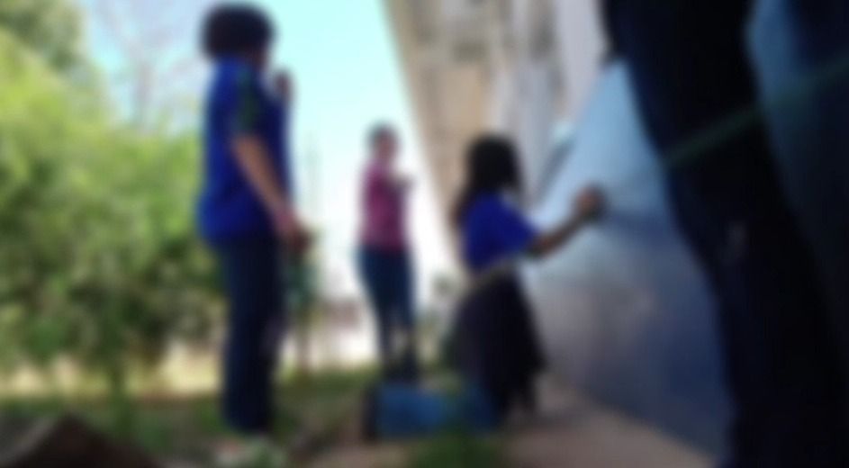 Aluna é espancada com cabo de vassoura por colegas de escola no MT