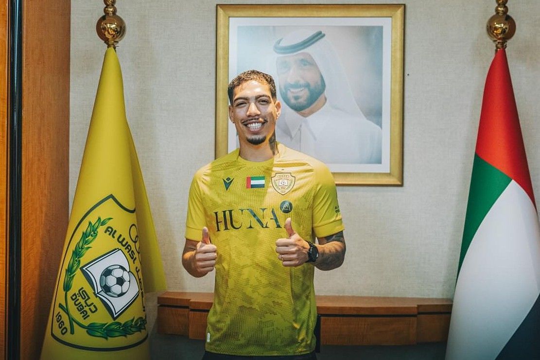 Ex-Botafogo e Vitória, Hugo é anunciado por novo clube: 'Da terra do samba'