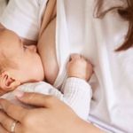 Agosto Dourado: pediatra orienta sobre amamentação e produção de leite