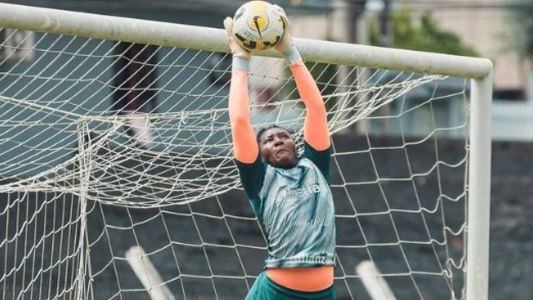 Amanda Souza nos treinos do Palmeiras