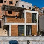Casa do Aglomerado da Serra vence prêmio internacional de arquitetura
