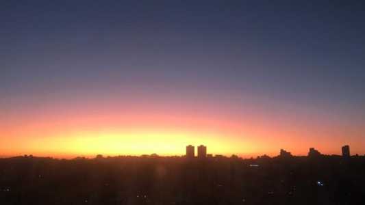 Amanhecer no bairro Silveira, na região Nordeste de BH