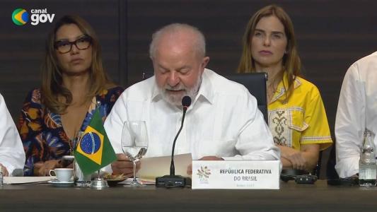 “Amazônia não pode ser tratada como depósito de riqueza”, diz Lula em Cúpula.