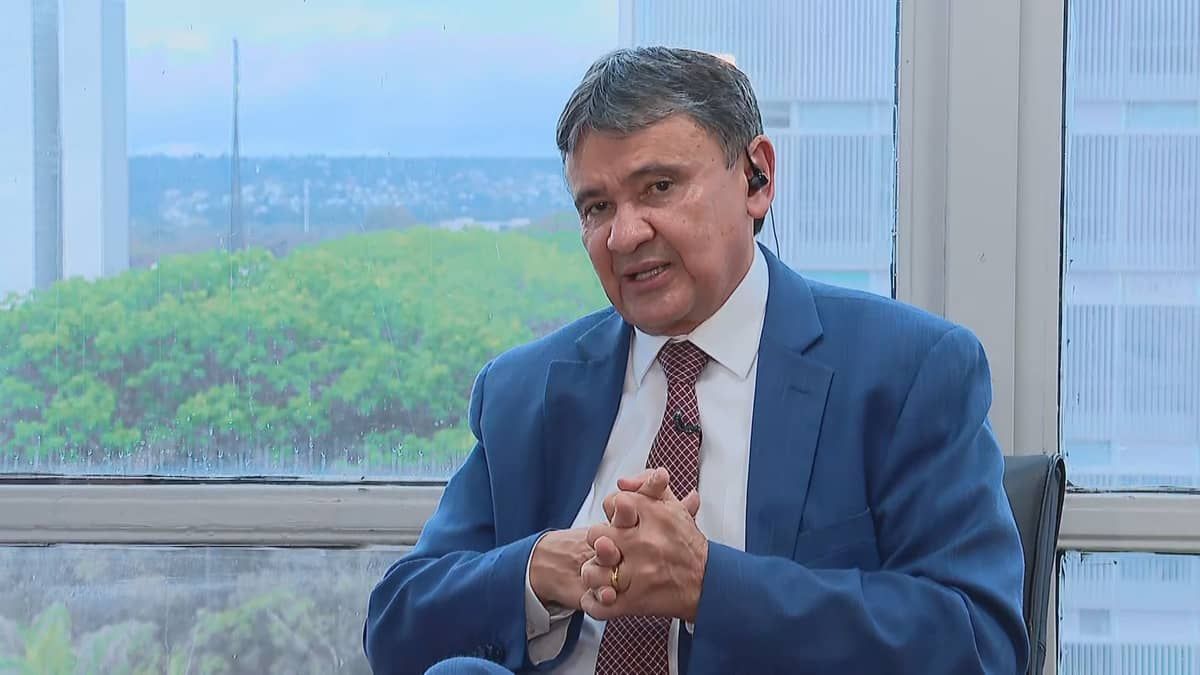 Ambiente internacional é favorável para conseguir investimentos, diz ministro Wellington Dias à CNN
