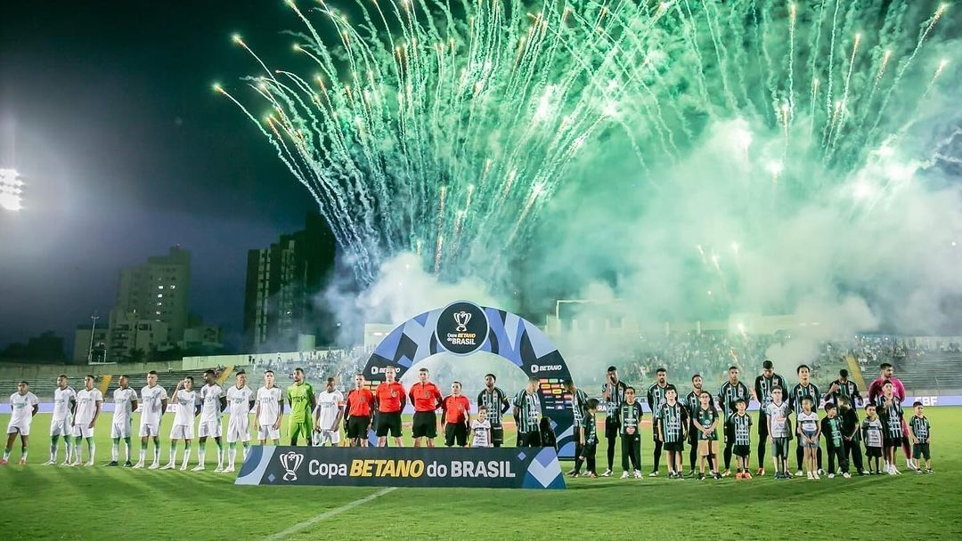 América recebe parecer do STJD sobre suposta irregularidade de jogador do Maringá