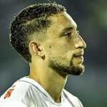 América informa lesão ligamentar do zagueiro Júlio