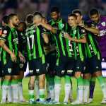 América atualiza situação de jogador substituído após choque de cabeça