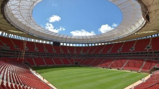 América e Cruzeiro se enfrentaram no Estádio Mané Garrincha