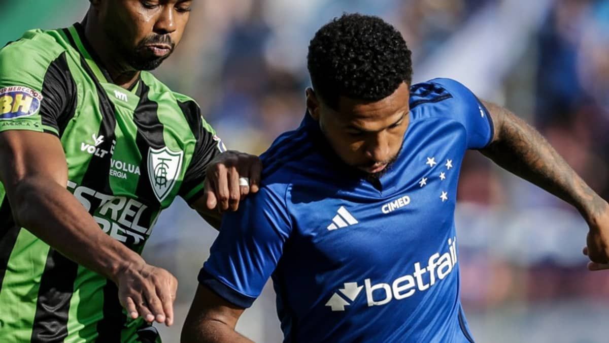 Torcida escolhe uniforme do Cruzeiro para clássico com América, no Mineirão