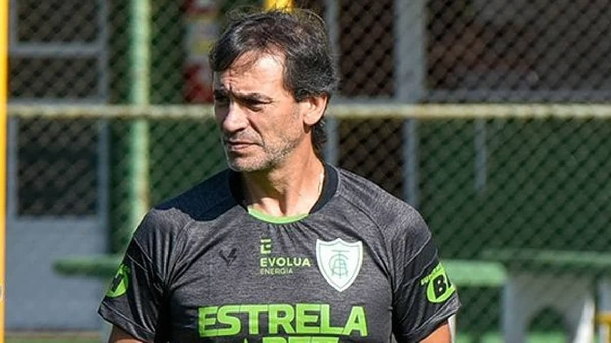 América está definido com mudanças para duelo contra o Goiás; veja escalação