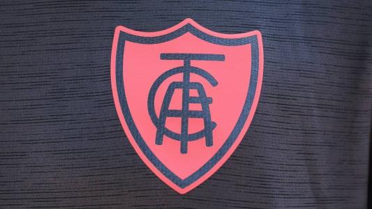 América lançou sua coleção de camisas em apoio à campanha Outubro Rosa