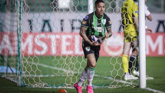 América-MG goleou o Colo-Colo por 5 a 1 no Independência