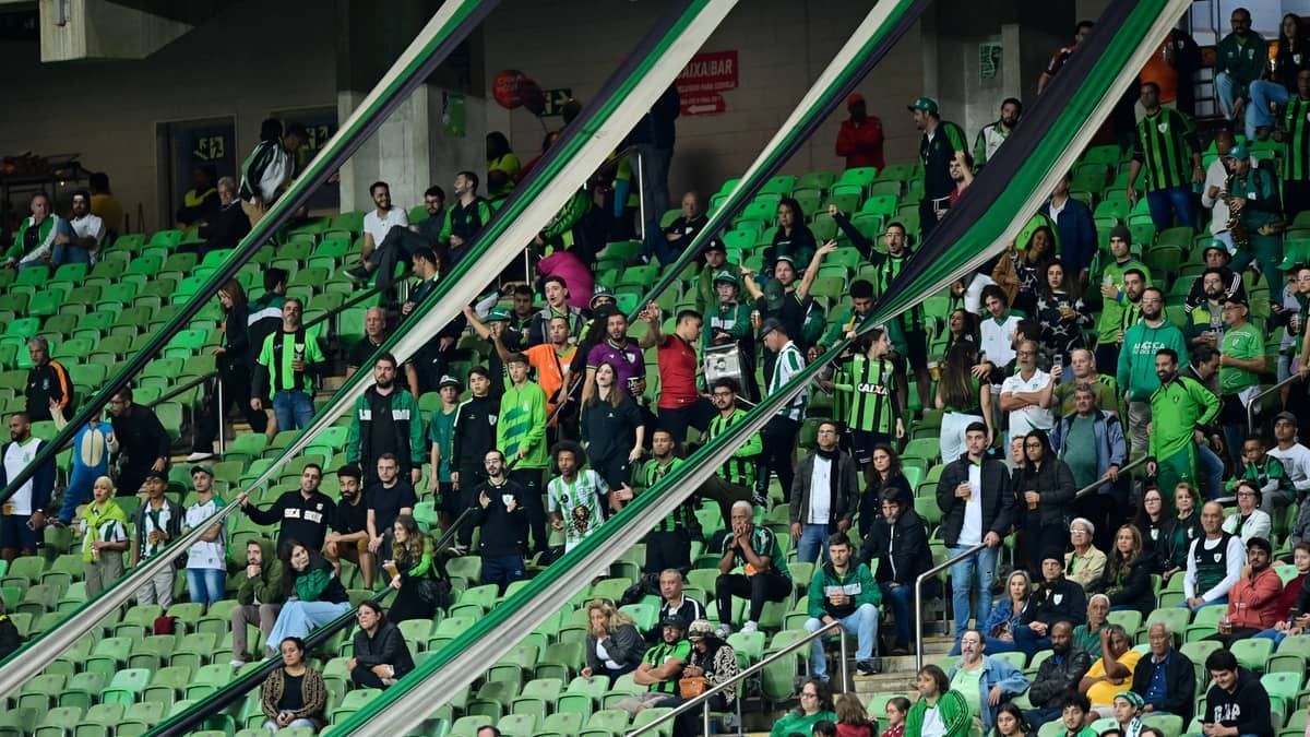 América recebe o Defensa y Justicia em busca da liderança na Sul-Americana