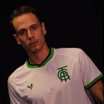 América oficializa nova camisa branca para temporada 2023
