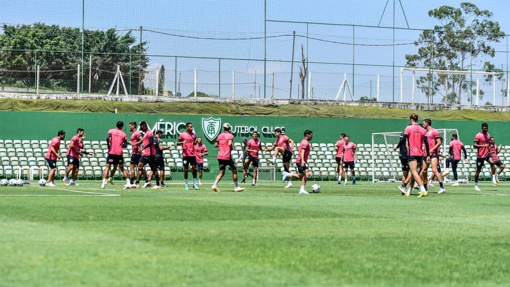 Rebaixado à Série B, América tem 'um time' em reta final de contrato