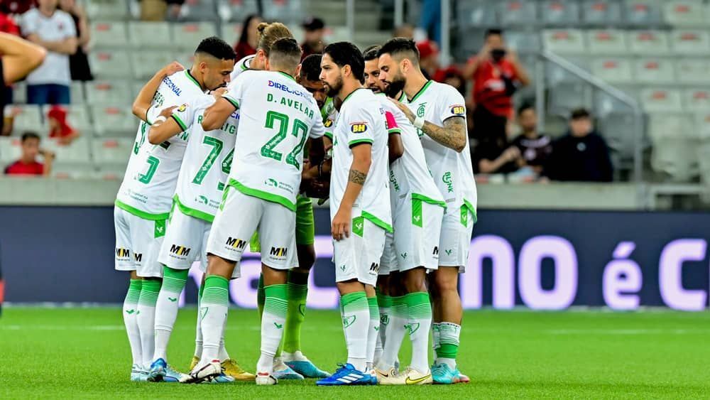 América sofre gol pelo 8º jogo seguido e volta a ter pior defesa da Série A