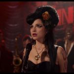 Cinebiografia 'Back to Black', de Amy Winehouse, ganha primeiro trailer; assista