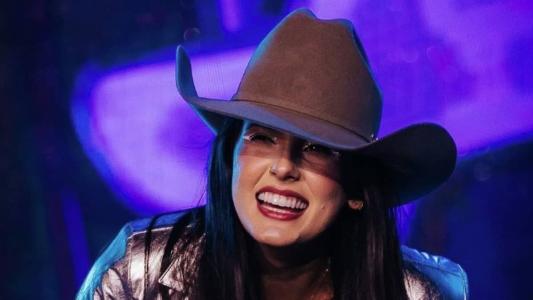 Ana Castela tem apenas 19 anos, e coleciona vários hits