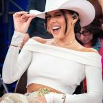 Ana Castela se pronuncia após trocar Zé Felipe por Gustavo Mioto em show