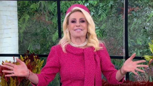 Ana Maria Braga apresenta o 'Mais Você' vestida de Barbie