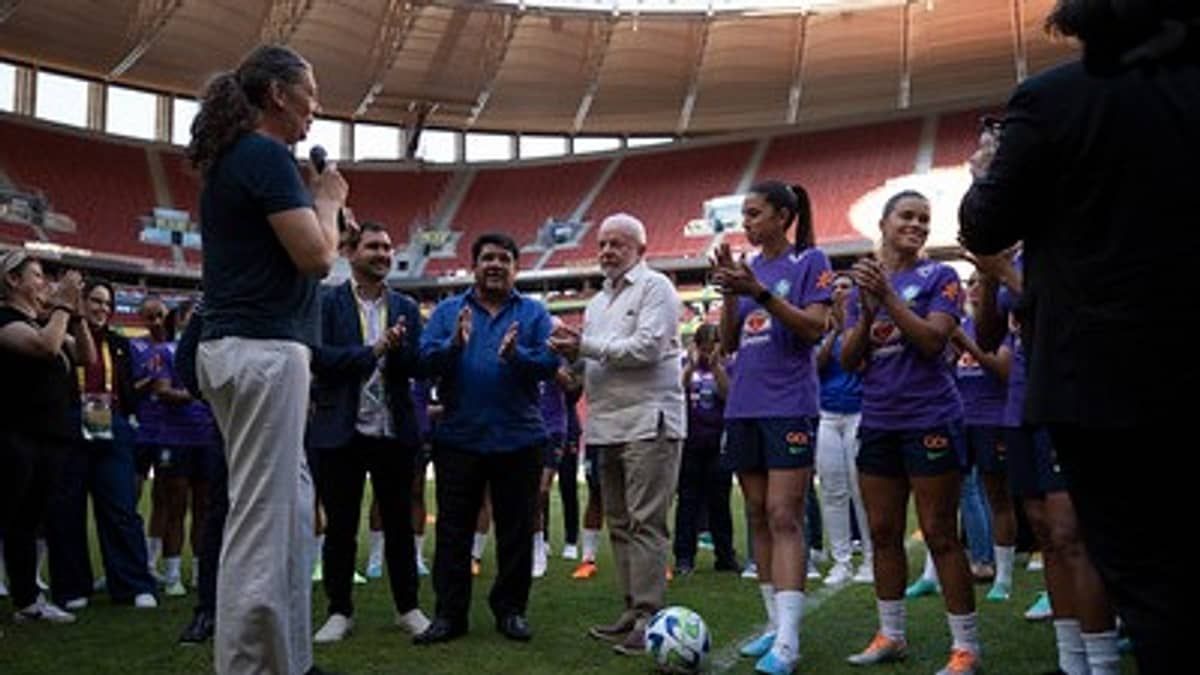 Ministra sugere ponto facultativo na Copa do Mundo Feminina