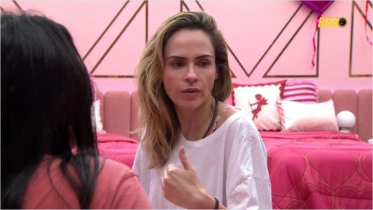Ana Paula conversa com Gabriela e Chaiany no BBB 26