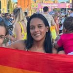 Maria Gadú mostra rosto da filha pela primeira vez e esclarece 'barriga solidária' feita pela irmã