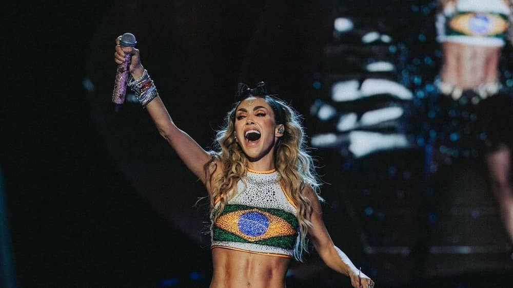 RBD: Anahí não irá se apresentar em show neste sábado (18) em SP; saiba motivo