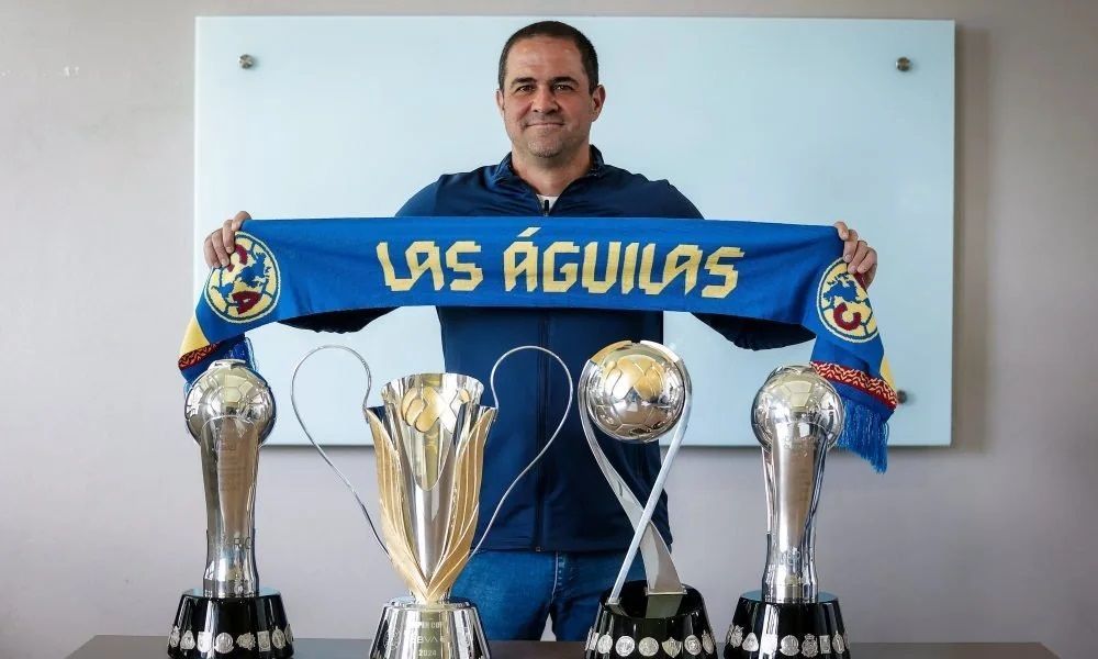 Alvo do Botafogo, André Jardine fala sobre seu futuro no América do México