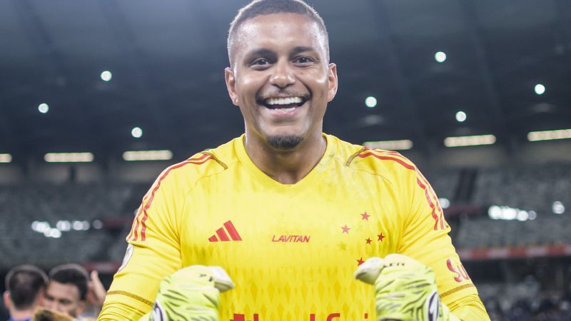 Anderson, do Cruzeiro, destaca sintonia entre time e torcida no Mineirão