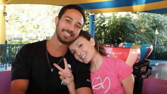 André Luiz Frambach e Larissa Manoela