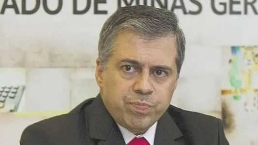 André de Pinho foi condenado pelo assassinato da esposa e pode perder cargo de promotor