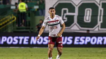 André é esperado para ser titular nesta quarta (21)