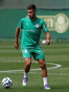 Andreas Pereira em treino do Palmeiras