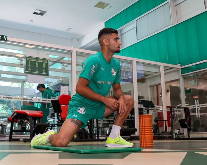 Andreas Pereira no primeiro dia na Academia de Futebol do Palmeiras Andreas Pereira no primeiro dia na Academia de Futebol do Palmeiras