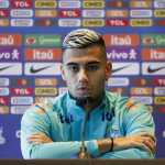Uruguai favorito? Meia da Seleção acha que uruguaios queriam ter o time do Brasil