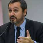 Decisão do TCU sobre relógio de Lula interfere no caso das joias de Bolsonaro? Entenda