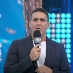 Apresentador do sorteio, André Marques já acertou a quina na Mega da Virada