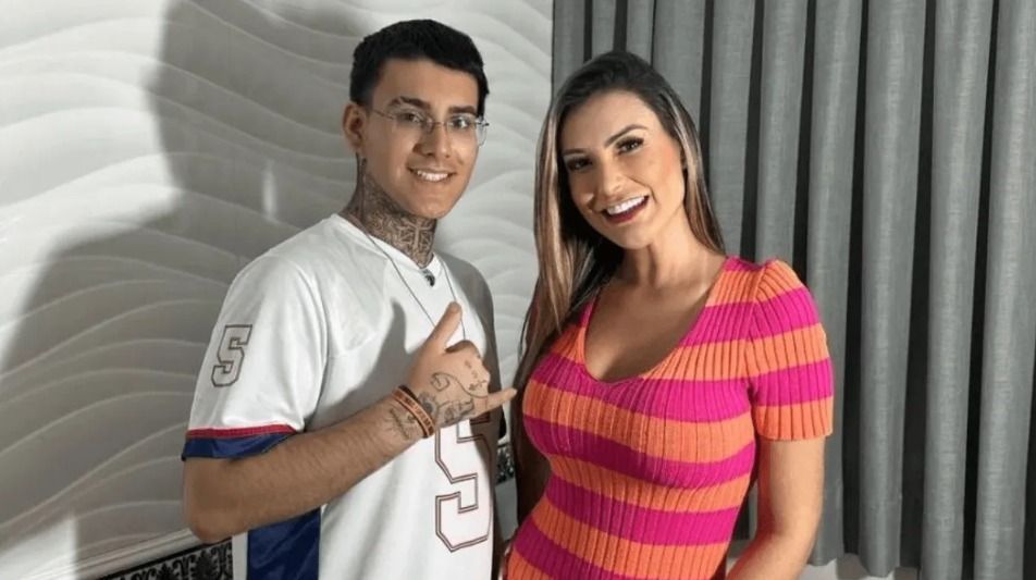 Andressa Urach grava conteúdo adulto com o filho: 'Melhor do que esperava'